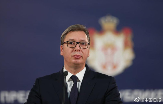 塞尔维亚总统称澳虐待德约科维奇 德约科维奇被捕，律师提起诉讼