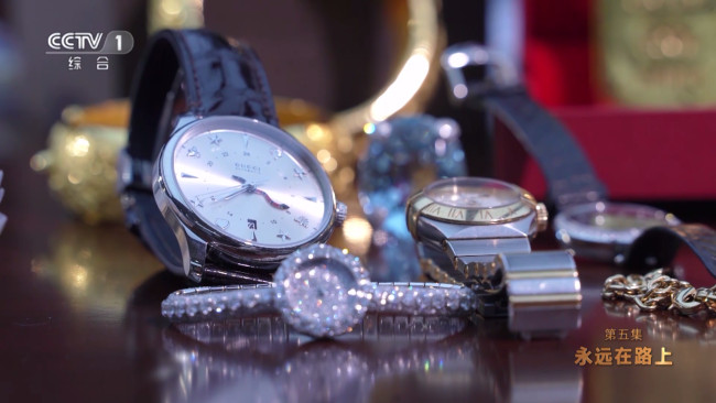 95后男子贪污7000万公款 为3位女友购买各种奢侈品