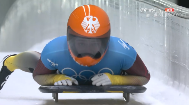 德国选手获得女子钢架雪车金牌