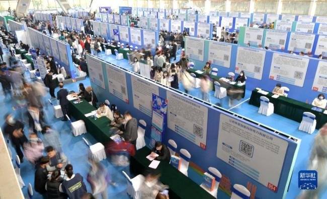 东方风来暖人间——习近平“两会时间”让世界理解“中国之治”