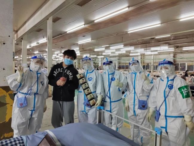 感动！一位老父亲给援沪医疗队写下家书