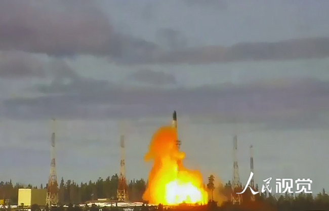 俄罗斯成功试射一枚“萨尔马特”洲际弹道导弹编辑图片素材-ID:1378432189