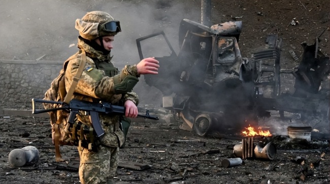 战场上的乌克兰军人