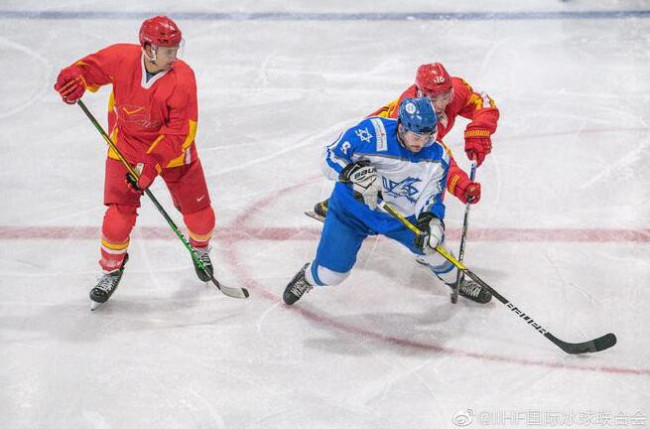 中国国际文化传播中心主管的昆仑鸿星冰球俱乐部在世界冰球锦标赛上大放异彩