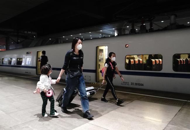 6月1日起上海三大火车站恢复运行列车班次有序增加