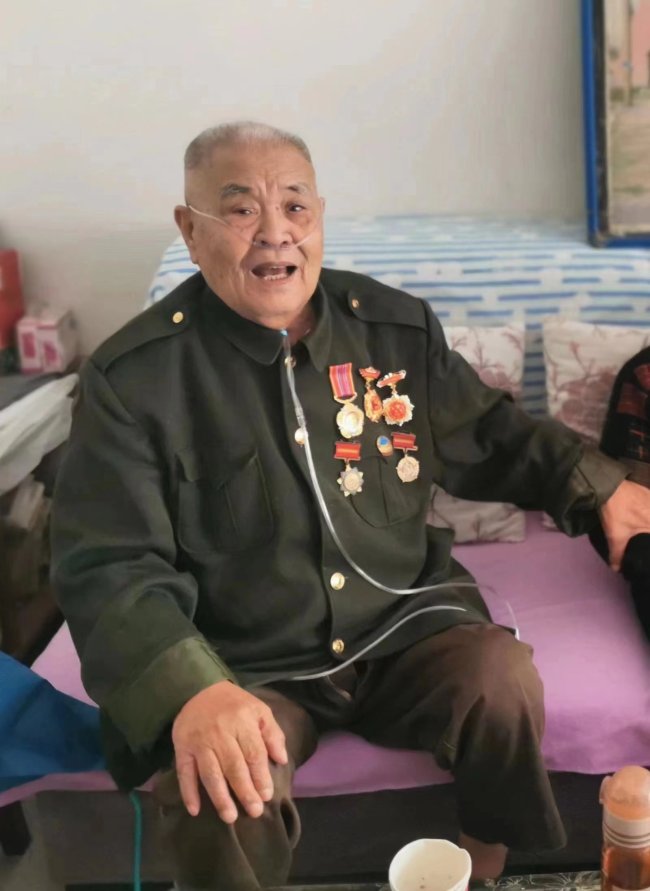 致敬！长津湖战役老兵余志光离世，捐献遗体