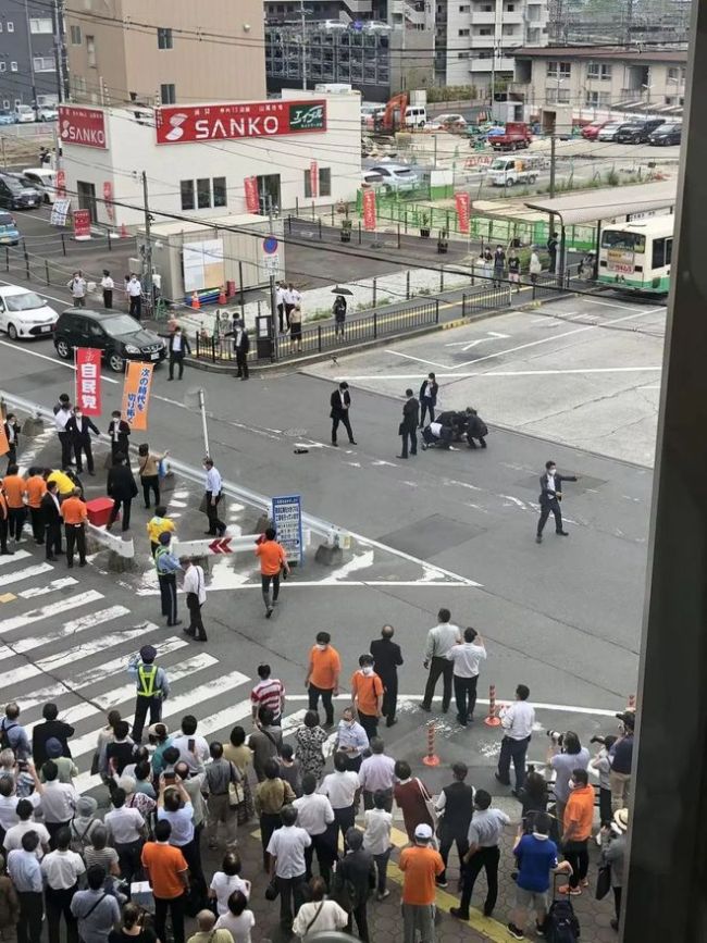 枪击安倍晋三的嫌犯系前海上自卫队成员 枪支为自制