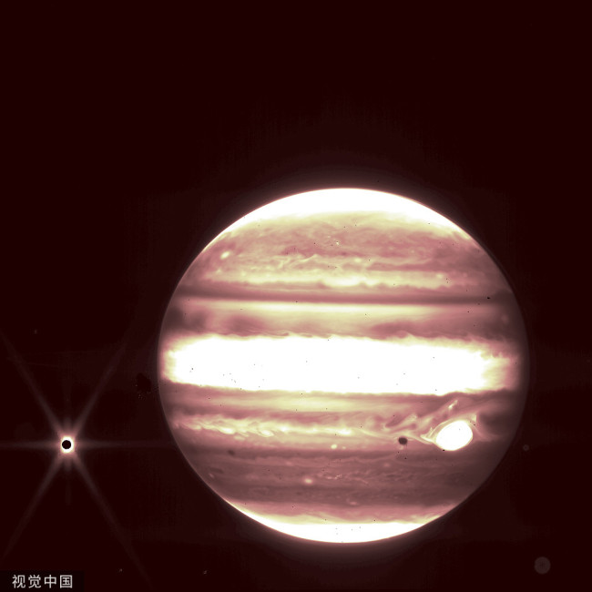詹姆斯韦伯望远镜拍到太阳系木星照片