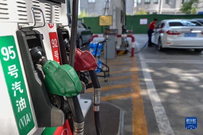 汽油柴油价格再下调 每吨分别降130元和125元