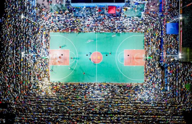 追光|这里的乡村篮球赛网络直播观看人数过亿人次