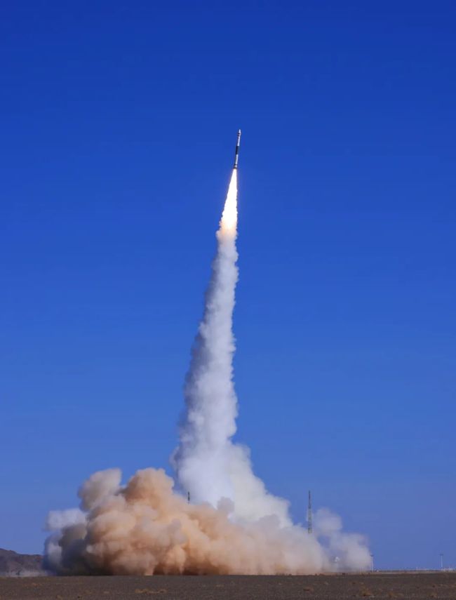 我国成功发射微厘空间一号S3/S4试验卫星
