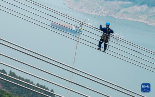 “西电东送”大动脉全线贯通