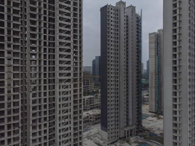 郑州烂尾楼业主仍在等待有人焦虑耳聋 买房，你幸福吗？