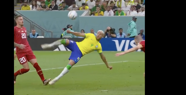里沙利松倒钩当选世界杯最佳进球  十足帅气非常精彩