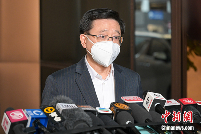 李家超:中央同意香港内地逐步实现全面通关 将努力在一月中之前落实