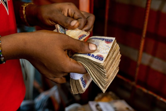尼日利亞23日起將允許兌換新版奈拉紙幣