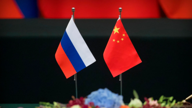 布林肯决定不来华我们很淡定！中国副外长去莫斯科美国却急了