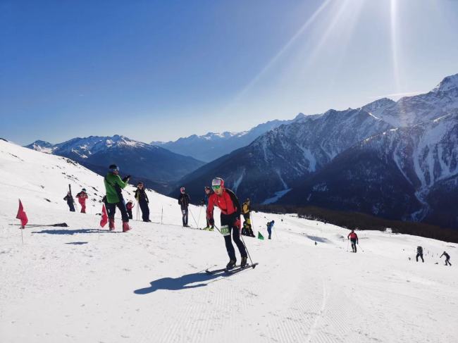 滑雪登山青年世界杯收官 中国队获五金一银三铜