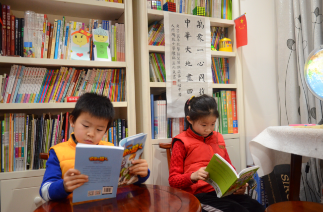 外国男孩被乘法表震惊 10岁男孩大展身手