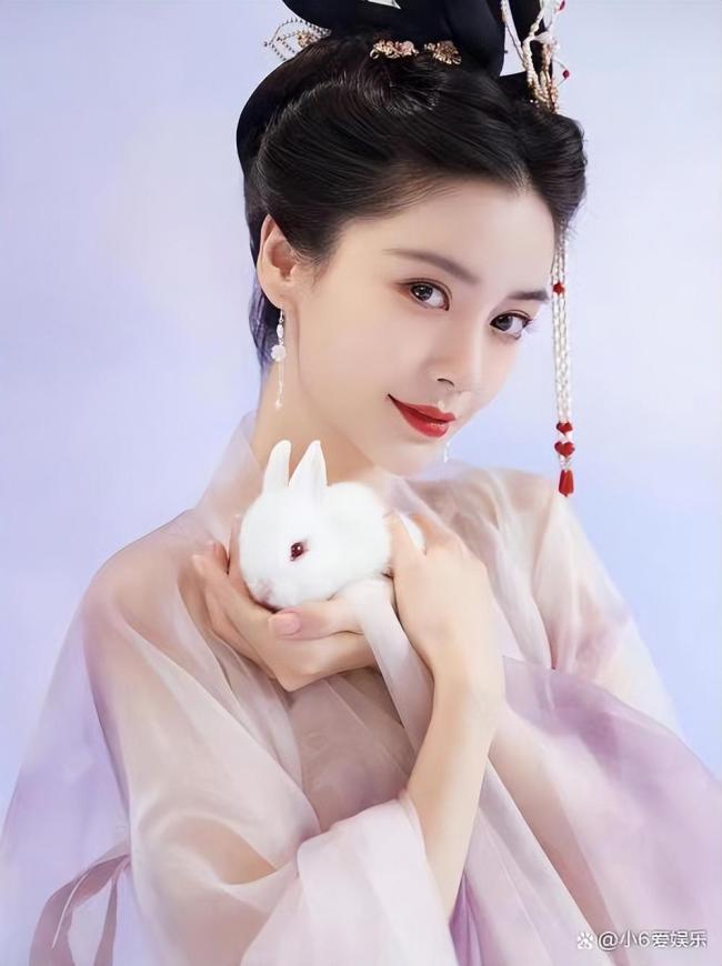 杨颖诉香港娱记朱皮获赔，并且公开赔礼道歉，支付原告经济损失