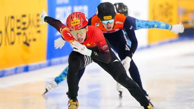 短道速滑世锦赛中国队男子接力夺金、混合接力摘银