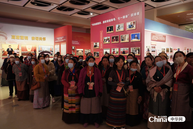 西藏基层妇联干部参观中国妇女儿童博物馆 见证“她”力量