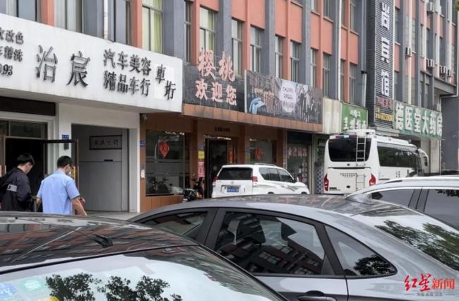 江阴枪击案一嫌犯被指不缺钱：白手起家 曾拥有不止一家公司