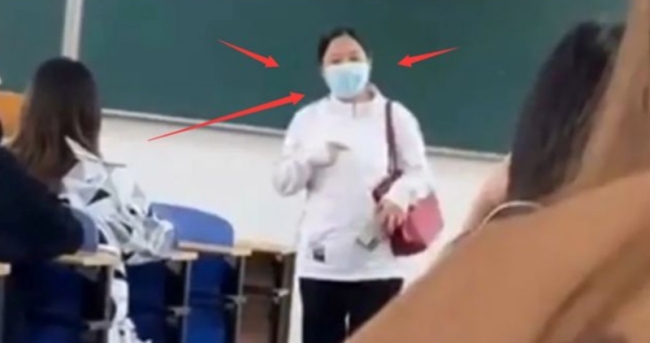 女子冲进教室控诉教授：指控其贪污、骚扰及下药