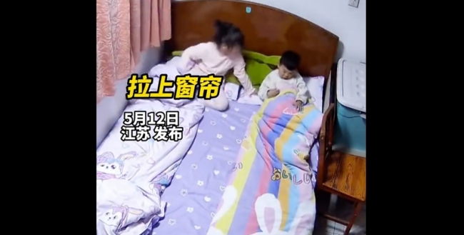 女子离婚4年独自带俩娃