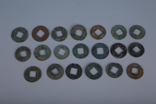 文博日历丨东汉“印钞机”有多迷你?一手轻松拿捏