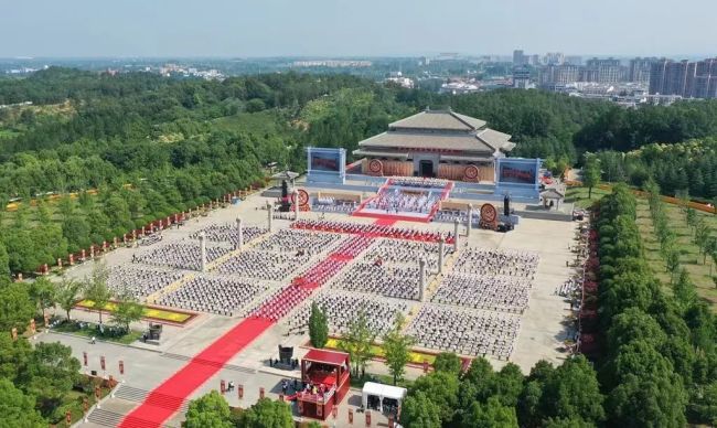 跟着总书记看中国 | 赓续民族血脉 同绘华夏愿景