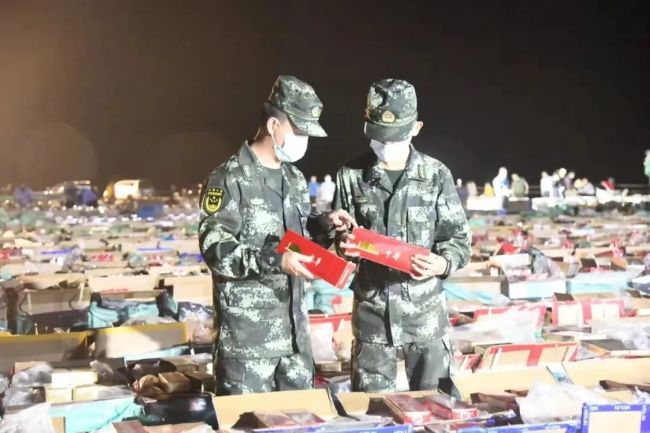 海警“龙舟”护万里海疆