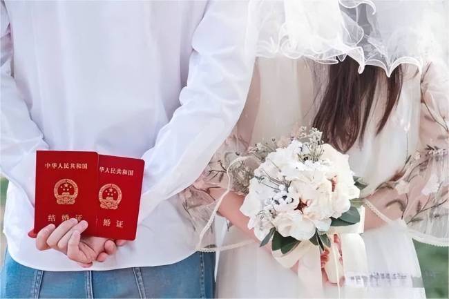 90后结婚率2022数据曝光不到20％ 22年结婚人数创37年以来新低