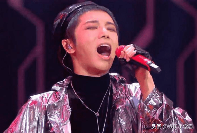 华晨宇在五月天演唱会冷场，唱功遭质疑，王杰对他的评价应验了 