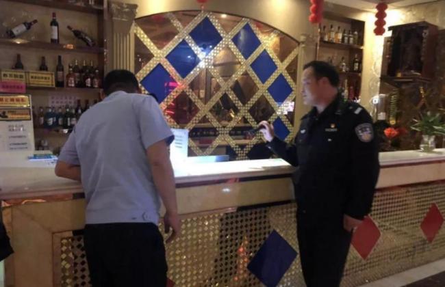 河南12岁男孩去KTV还预存四千多，母亲质问工作人员，负责人回应