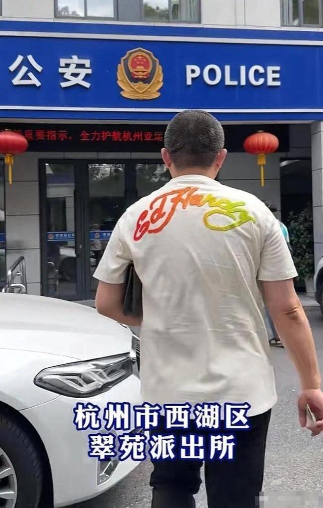 涂磊辟谣传闻立刻并报警：称要为自己发声 网友表示：让子弹飞一会，一定有一个倒下的