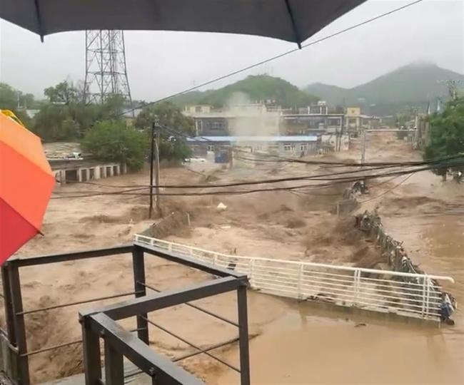 村民讲述北京房山暴雨，亲人目前仍在求助！