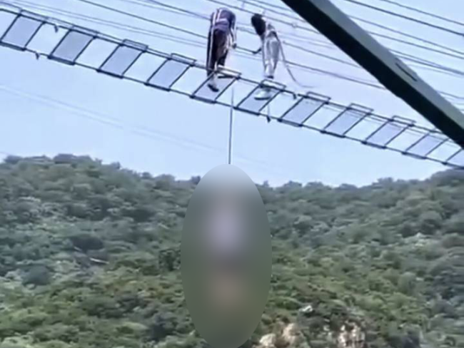 游乐设施故障游客被撞险遭碾压 景区回应：出事设备已暂停营业