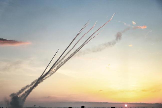 “5000枚火箭弹”！以色列进入“战争状态”