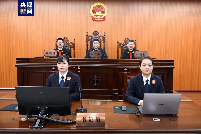 辽宁公安厅原厅长王大伟贪5.55亿受审，检察机关提请追究其刑事责任