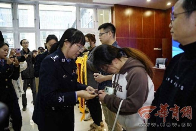 5年时间，西安铁路拾了旅客遗失手机2000多部