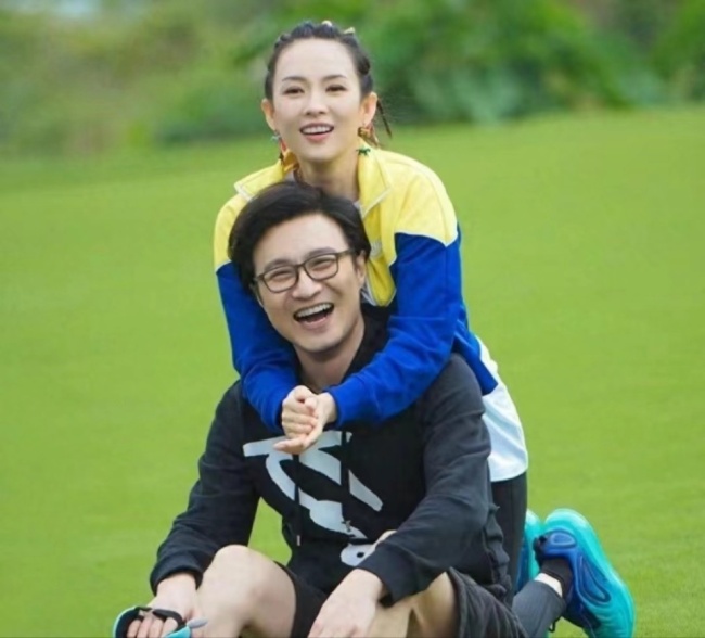 有的人离婚证都四本了,而有的人还没对象,世界果然是参差不齐的,既然