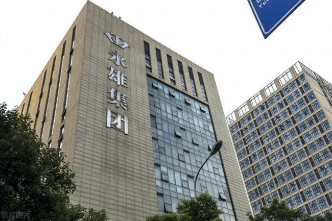 17000人催收公司复工 为何永雄能“屹立不倒”？