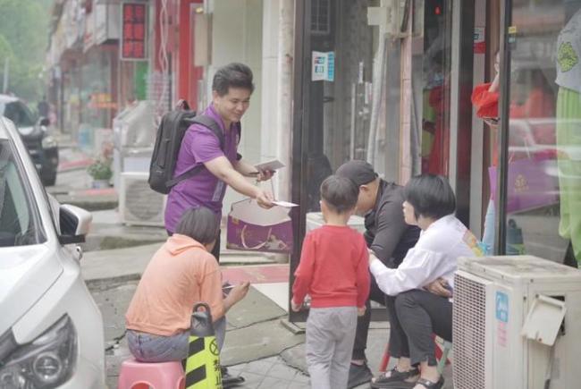 山区小学女生来例假后写了遗书