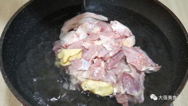 冬天要多吃这个肉，一年四季“不咳嗽”，比猪肉便宜，比羊肉滋补