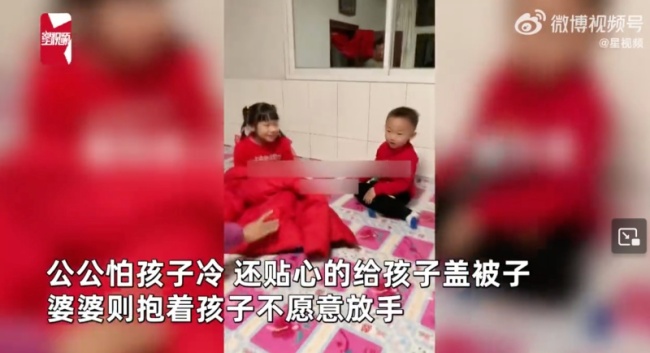 夫妻开28小时车回家公婆凌晨门口等候