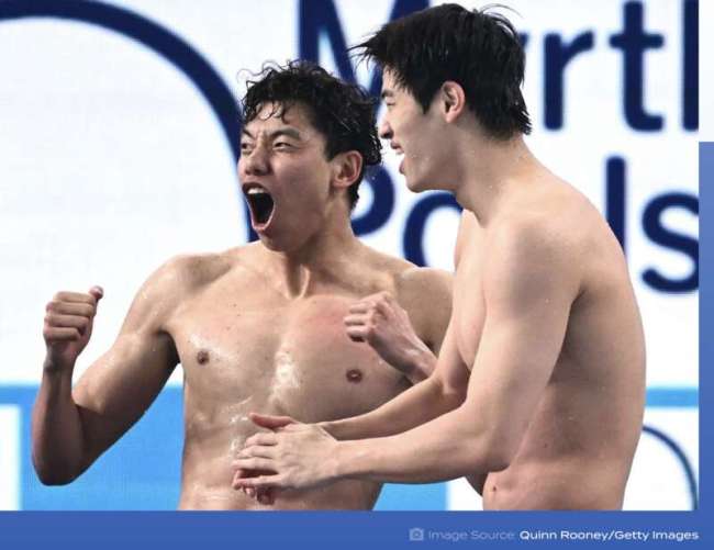 破世界纪录夺冠！中国泳军掀滔天巨浪
