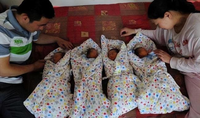 回顾20年前湖南产妇冒死生下中国首例全男四胞胎几度生死线上徘徊