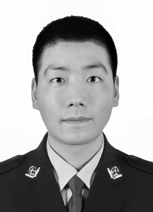陕西一民警为保护群众被持刀行凶刺伤壮烈牺牲！年仅33岁