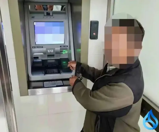 男子深夜带切割机偷ATM机次日落网 精心预谋终败露